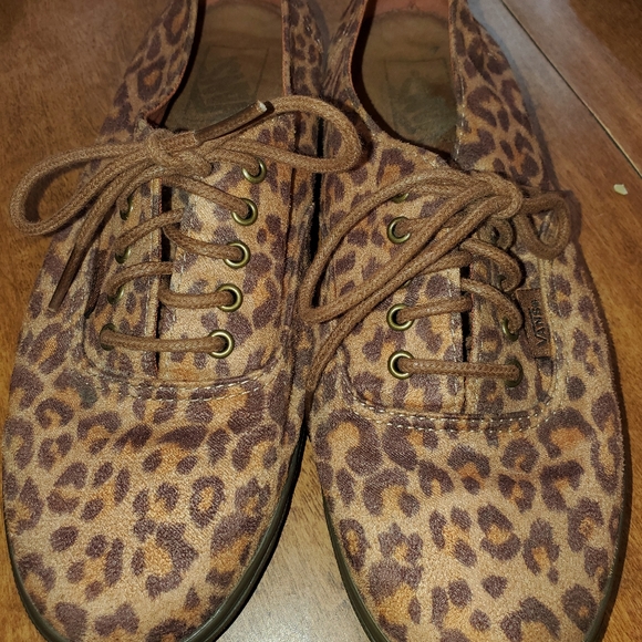 Vans Shoes - 🎈4/$12 Leopard print vans size 8 women/6.5 men